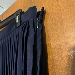 American Apparel pleated blue navy skirt